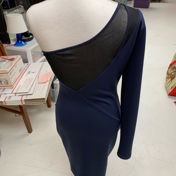 Rachel Roy one shoulder cocktail midi dress navy w/black mesh panel size 8 - Picture 2 of 6